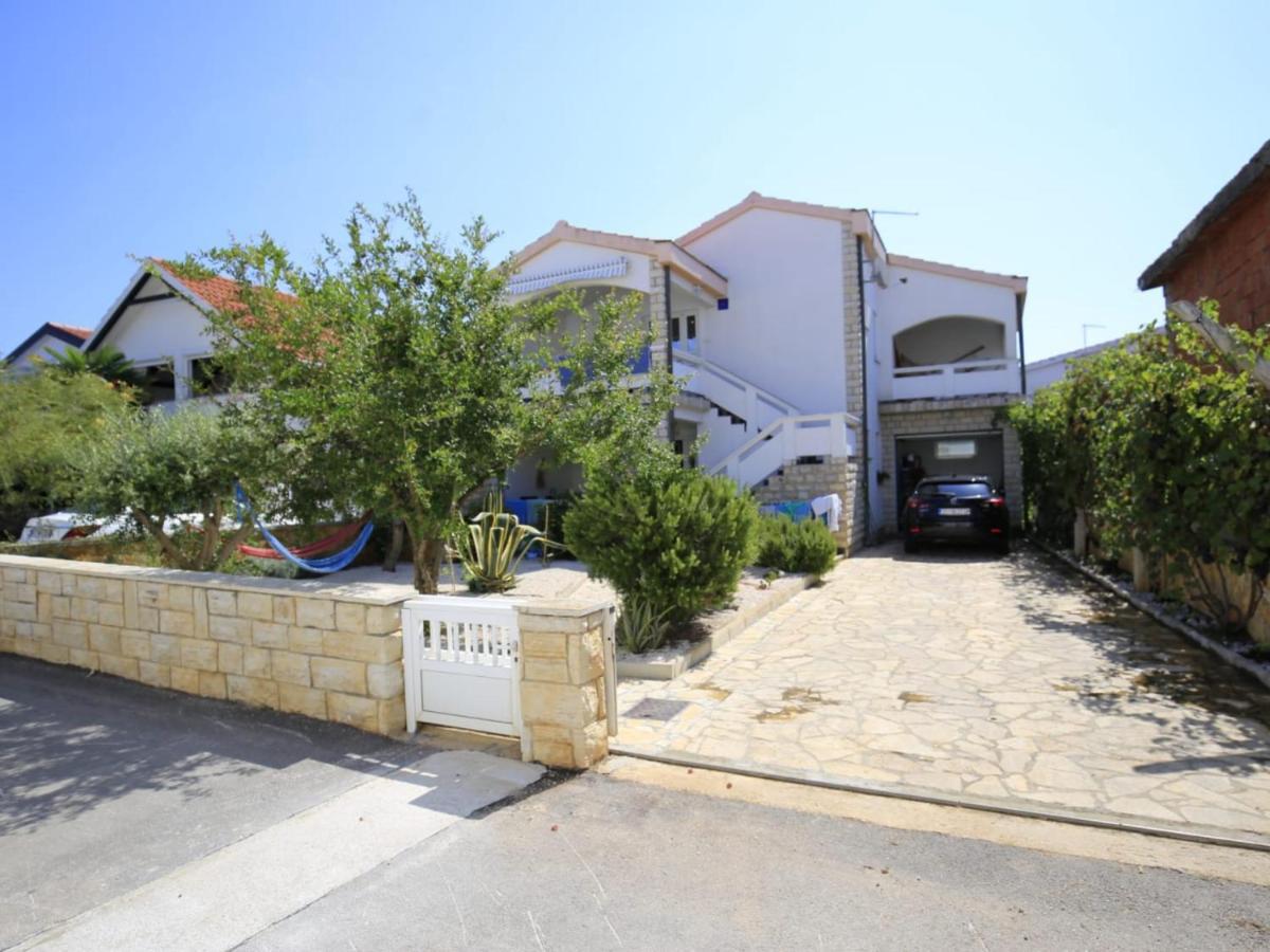 Apartment Barbara Vir Εξωτερικό φωτογραφία