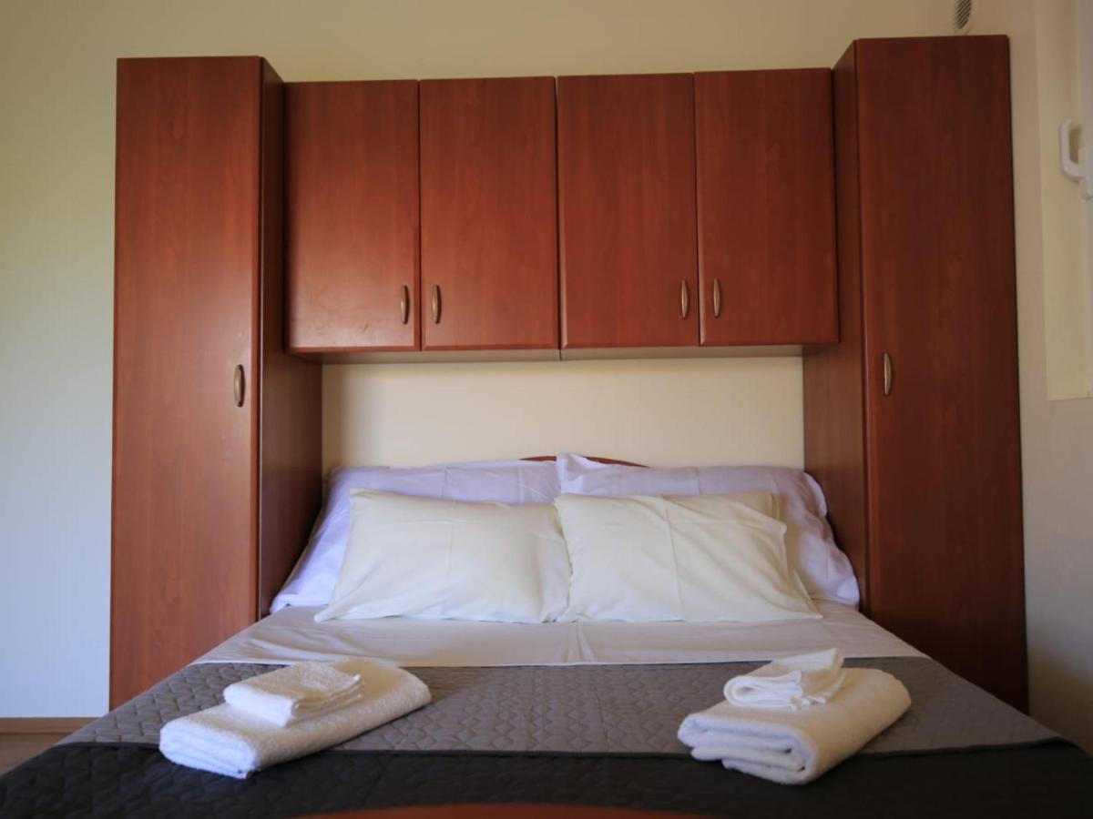 Apartment Barbara Vir Εξωτερικό φωτογραφία